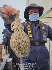 10월3일,"대광어"쿨러가 비좁다~ 초대박조황~200수 넘었다~ 참돔,우럭등~실시간~ 군산낚시프라자 범고래호