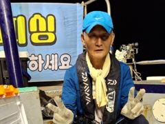 먼바다 왕갈치로 쿨러 만땅까지 바람이 터져 3시에 조기 철수했습니다 끝까지 최선을다해주신 모든조사님들께 감사드립니다
