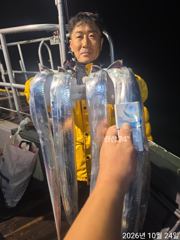 25일새벽 내만갈치 3지~용가리급들 씨알 최고최고~!! 미친 손맛~!!(오늘 예약중)